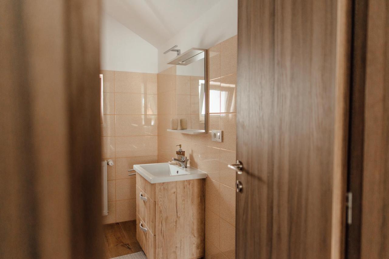 Autentic Adorabil Apartment Albestii Paminteni Esterno foto